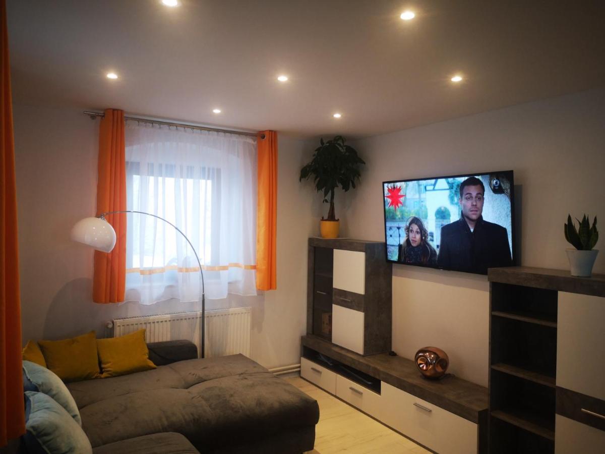 Ferien- Und Businesswohnung Relax Im Ersten Stock Apartment *