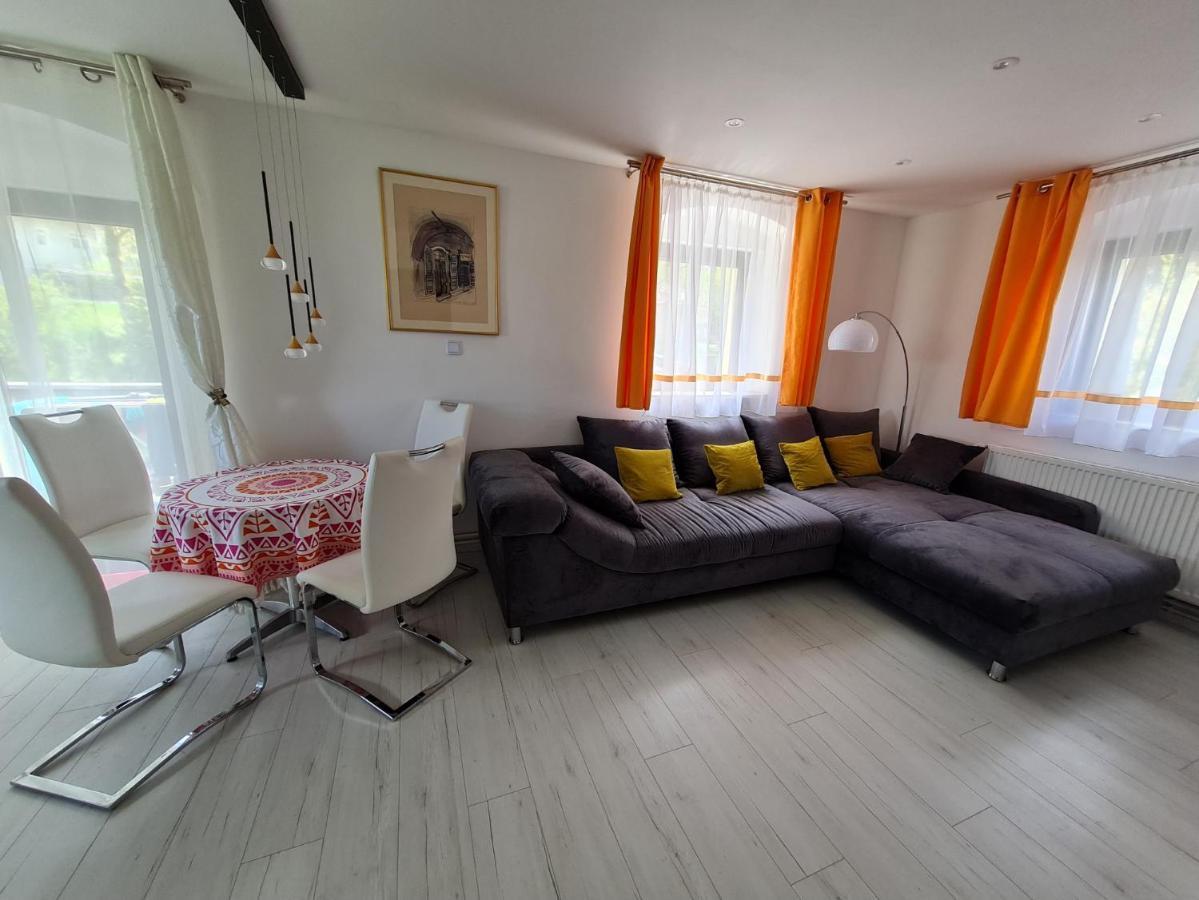 Ferien- Und Businesswohnung Relax Im Ersten Stock Sonnen