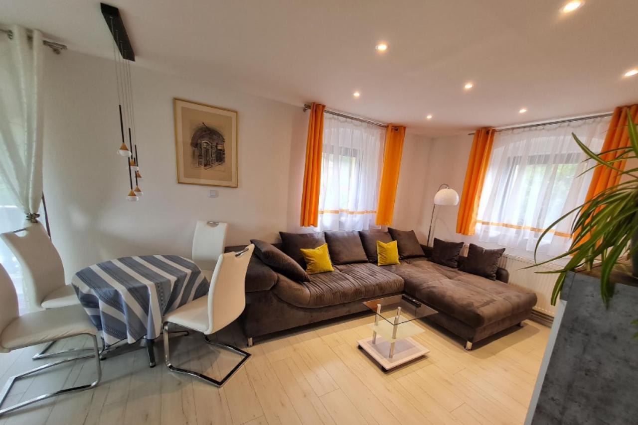Apartment Ferien- Und Businesswohnung Relax Im Ersten Stock *