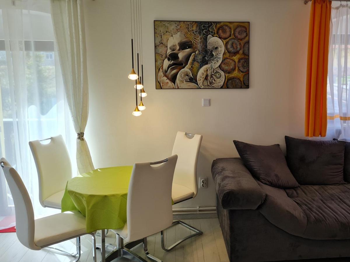 Ferien- Und Businesswohnung Relax Im Ersten Stock